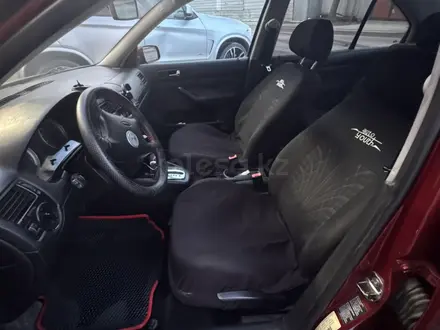 Volkswagen Jetta 2004 года за 2 000 000 тг. в Алматы – фото 9