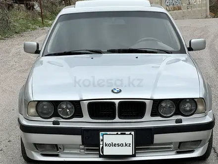 BMW 540 1994 года за 2 700 000 тг. в Алматы