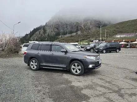 Toyota Highlander 2013 года за 12 500 000 тг. в Алматы – фото 14