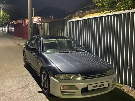 Nissan Skyline 2000 года за 1 500 000 тг. в Алматы