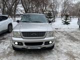 Ford Explorer 2004 годаfor5 200 000 тг. в Петропавловск