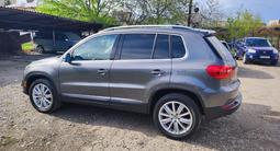 Volkswagen Tiguan 2014 года за 7 100 000 тг. в Алматы – фото 4