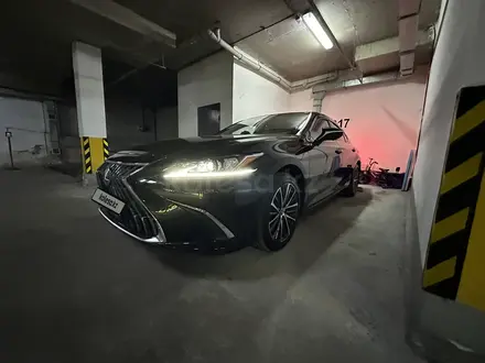 Lexus ES 250 2023 года за 25 500 000 тг. в Алматы – фото 5