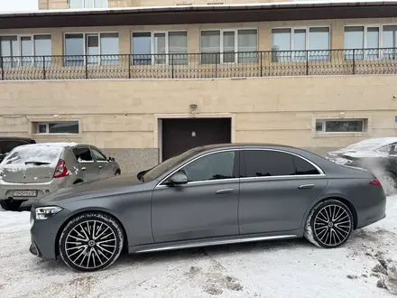 Mercedes-Benz S 450 2023 года за 76 000 000 тг. в Астана – фото 2