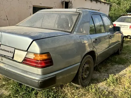 Mercedes-Benz E 230 1989 года за 500 000 тг. в Шымкент – фото 4