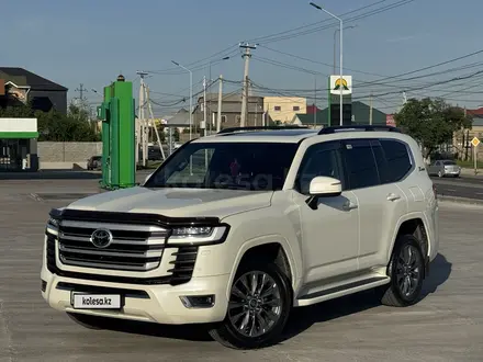 Toyota Land Cruiser 2022 года за 56 000 000 тг. в Шымкент