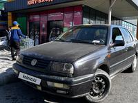 Volkswagen Vento 1994 годаfor1 000 000 тг. в Шымкент