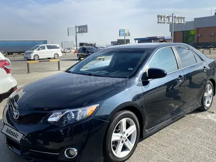 Toyota Camry 2013 года за 6 200 000 тг. в Актобе