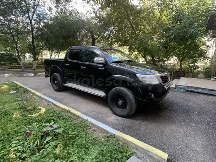 Toyota Hilux 2014 года за 9 000 000 тг. в Атырау – фото 3