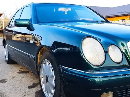 Mercedes-Benz E 280 1997 года за 3 000 000 тг. в Тараз – фото 3