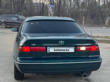 Toyota Camry 1997 года за 4 400 000 тг. в Алматы – фото 3