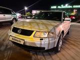 Volkswagen Passat 1998 годаfor2 350 000 тг. в Алматы – фото 3