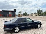 Mercedes-Benz E 220 1994 годаfor2 000 000 тг. в Шу – фото 4