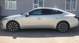 Hyundai Sonata 2023 года за 12 800 000 тг. в Актобе – фото 3