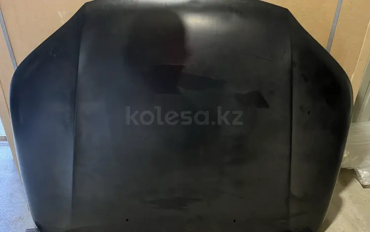 Капот Toyota Hilux за 95 000 тг. в Шымкент