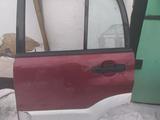 Левая задняя дверь на Suzuki Grant Vitara за 30 000 тг. в Караганда