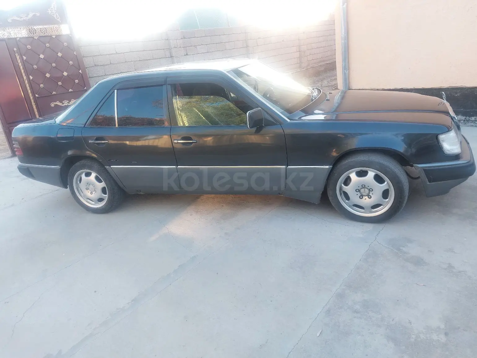 Mercedes-Benz E-Class, 1992
