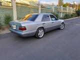Mercedes-Benz E 280 1994 года за 4 500 000 тг. в Алматы – фото 2