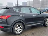 Hyundai Santa Fe 2013 года за 8 700 000 тг. в Астана – фото 3