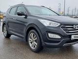 Hyundai Santa Fe 2013 года за 8 700 000 тг. в Астана – фото 2