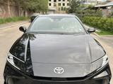 Toyota Camry 2024 года за 18 090 000 тг. в Алматы