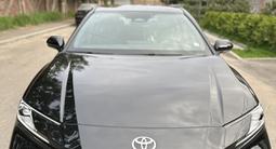 Toyota Camry 2024 года за 18 090 000 тг. в Алматы