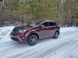 Toyota RAV4 2018 года за 11 900 000 тг. в Усть-Каменогорск – фото 2