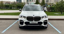 BMW X5 M 2021 года за 49 900 000 тг. в Астана – фото 2