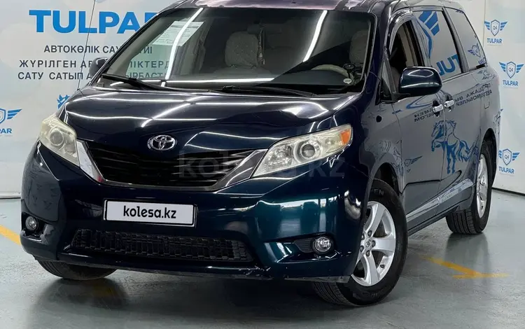 Toyota Sienna 2010 годаfor10 200 000 тг. в Алматы