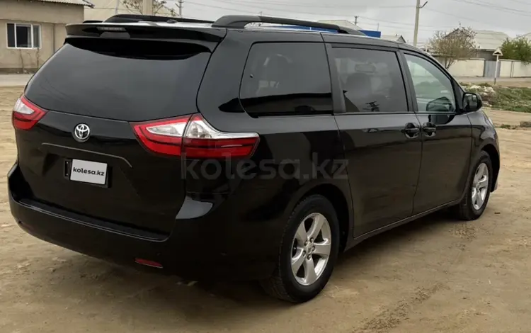 Toyota Sienna 2016 года за 9 700 000 тг. в Актау
