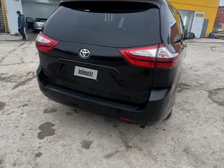 Toyota Sienna 2016 года за 9 700 000 тг. в Актау – фото 6