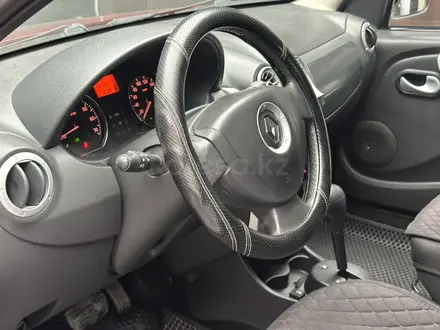 Renault Sandero 2014 года за 3 950 000 тг. в Актобе – фото 12