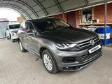 Volkswagen Touareg 2014 года за 14 700 000 тг. в Костанай – фото 2