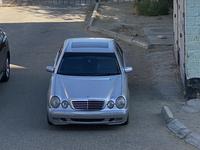 Mercedes-Benz E 320 2001 годаfor4 000 000 тг. в Актау