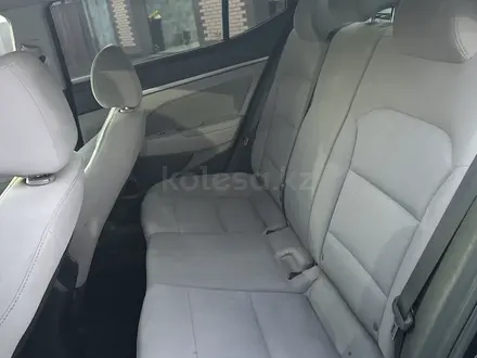 Hyundai Elantra 2018 года за 6 150 000 тг. в Кызылорда – фото 11