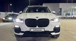 BMW X5 2019 года за 33 000 000 тг. в Усть-Каменогорск – фото 3