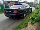 Mercedes-Benz S 500 2001 года за 3 800 000 тг. в Алматы – фото 4