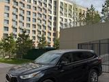 Toyota Highlander 2023 годаүшін19 300 000 тг. в Астана