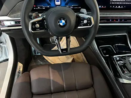 BMW 740 2023 года за 47 000 000 тг. в Алматы – фото 8