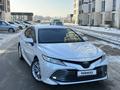 Toyota Camry 2020 года за 14 300 000 тг. в Алматы – фото 11