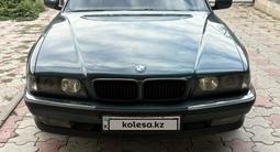 BMW 735 1996 года за 2 400 000 тг. в Алматы – фото 2