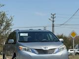 Toyota Sienna 2011 года за 8 500 000 тг. в Уральск