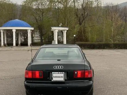 Audi A8 1995 года за 3 000 000 тг. в Алматы – фото 6