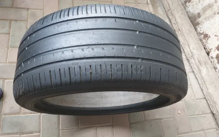 255.40.R19-есть 1шт. Pirelli Pzero Rossoүшін15 000 тг. в Алматы