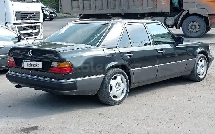 Mercedes-Benz E 260 1991 годаүшін1 450 000 тг. в Шымкент