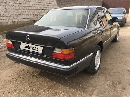 Mercedes-Benz E 260 1991 года за 1 450 000 тг. в Шымкент – фото 8