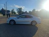Toyota Camry 2020 годаүшін14 200 000 тг. в Семей