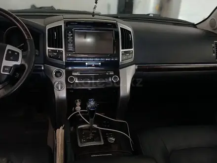 Toyota Land Cruiser 2015 года за 21 800 000 тг. в Астана – фото 11