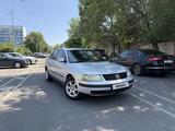 Volkswagen Passat 1999 годаүшін800 000 тг. в Алматы