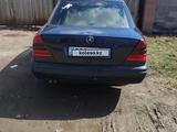 Mercedes-Benz C 200 1997 года за 1 600 000 тг. в Астана – фото 5